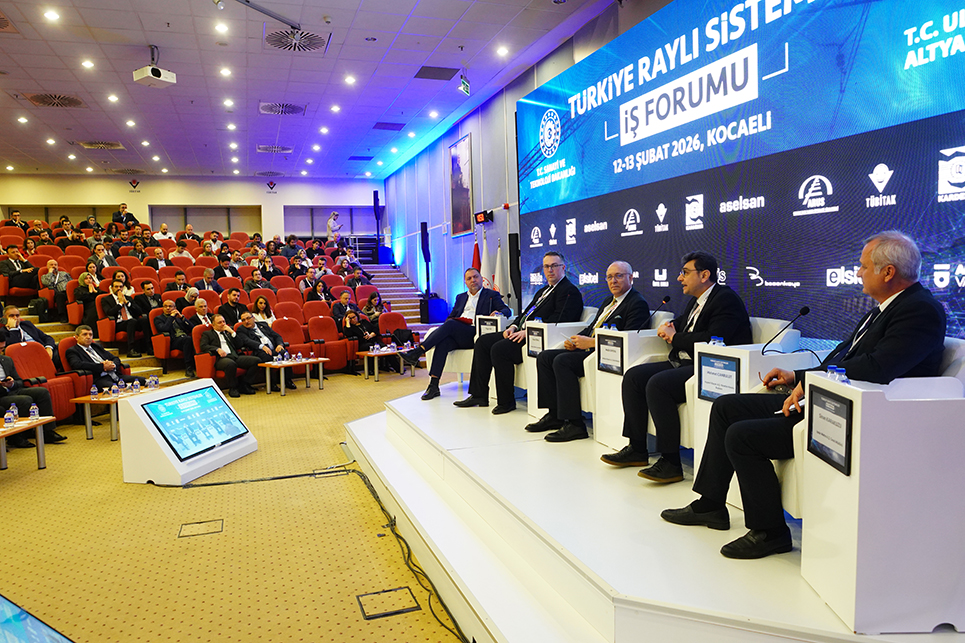 TÜRSİD, TÜRKİYE RAYLI SİSTEMLER İŞ FORUMU’NDA ARTAN TALEBİ VE YERLİ ÜRETİM POTANSİYELİNİ PAYLAŞTI